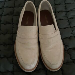 Maurices Cream/Tan Women’s Loafers
